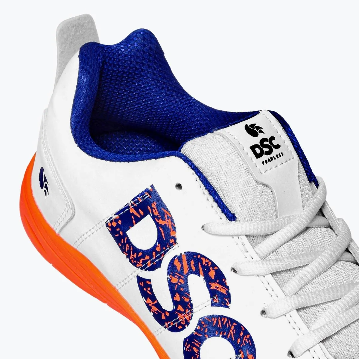 DSC Beamer Cricket Shoes