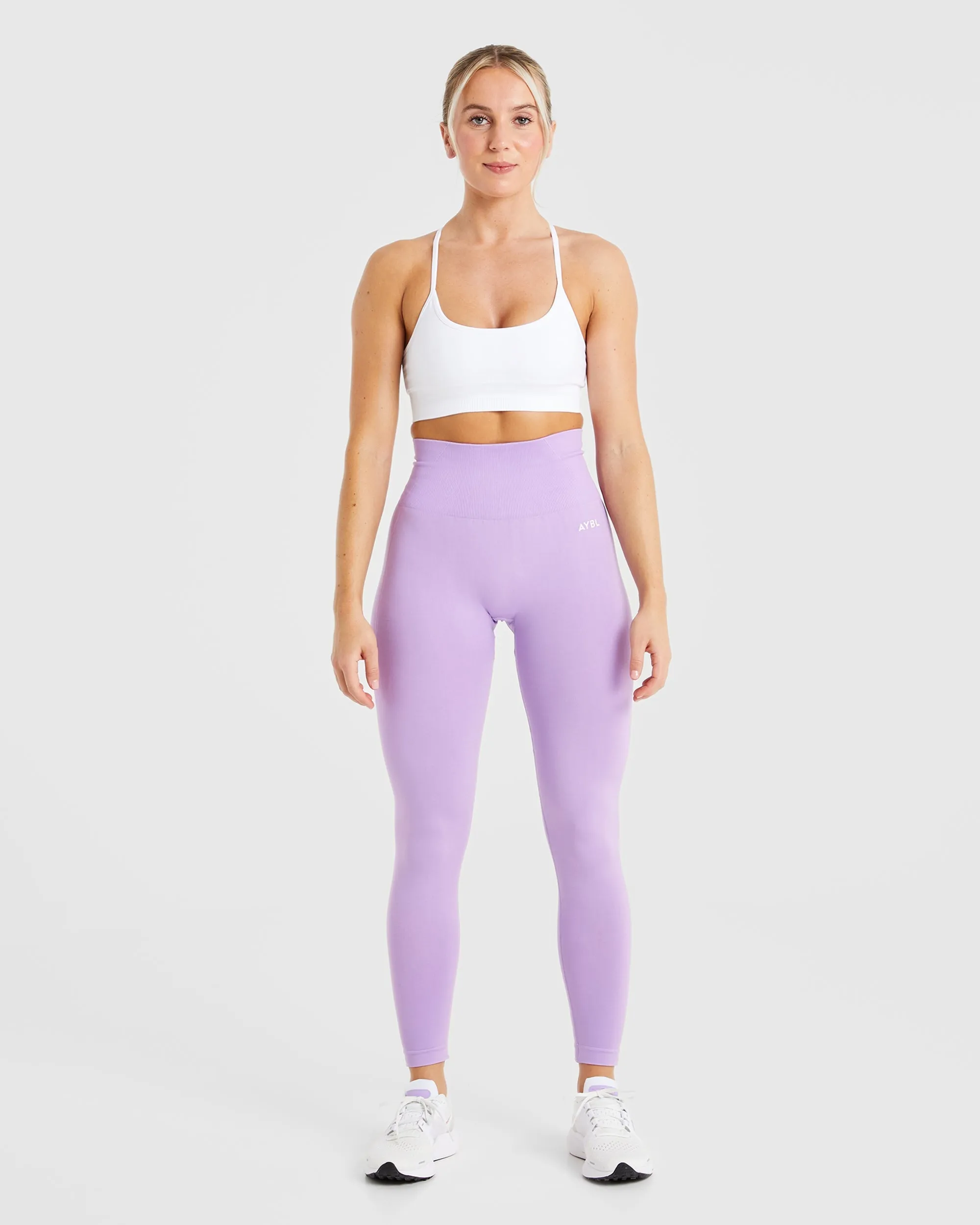 Empower Seamless Sports Bra - White