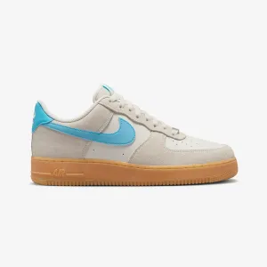 NIKE | AIR FORCE 1 '07 LV8 { PHANTOM/BALTIC BLUE-GUM YELLOW