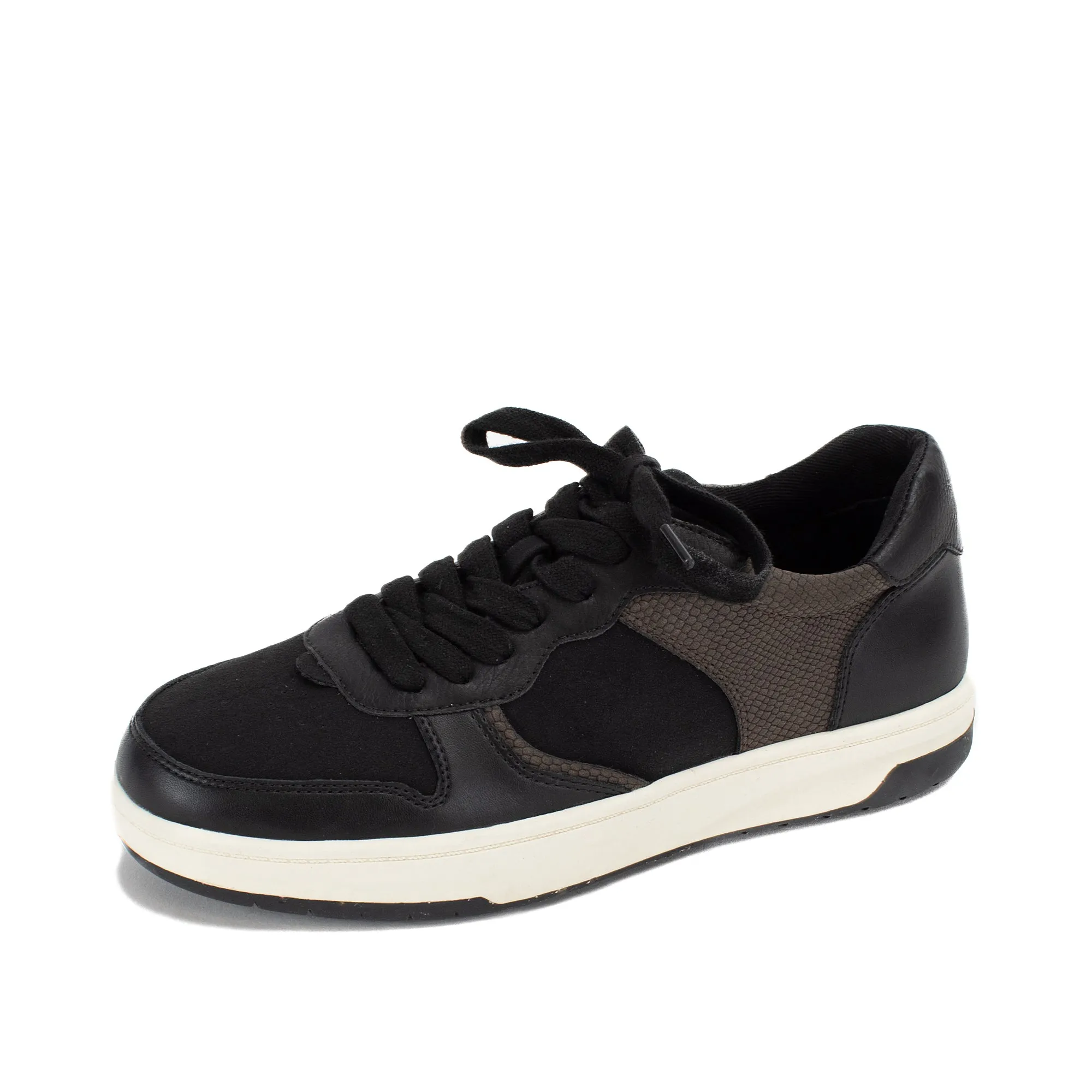 Nilana Low-Top Sneaker