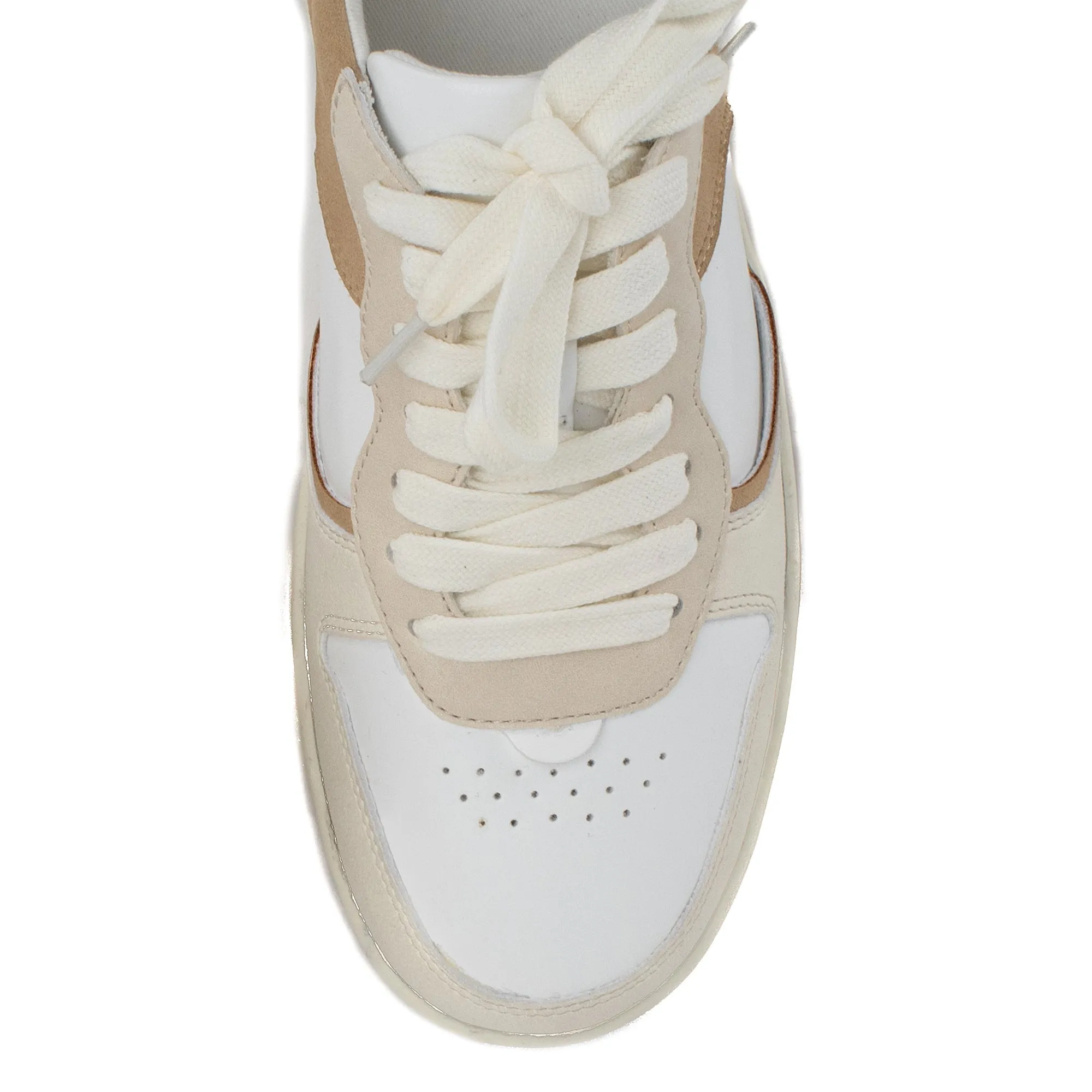 Nilana Low-Top Sneaker