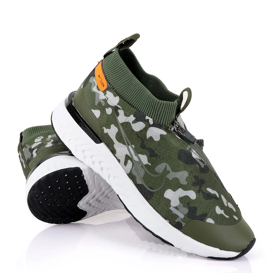 NK React Run Utility Green Running Sneakers