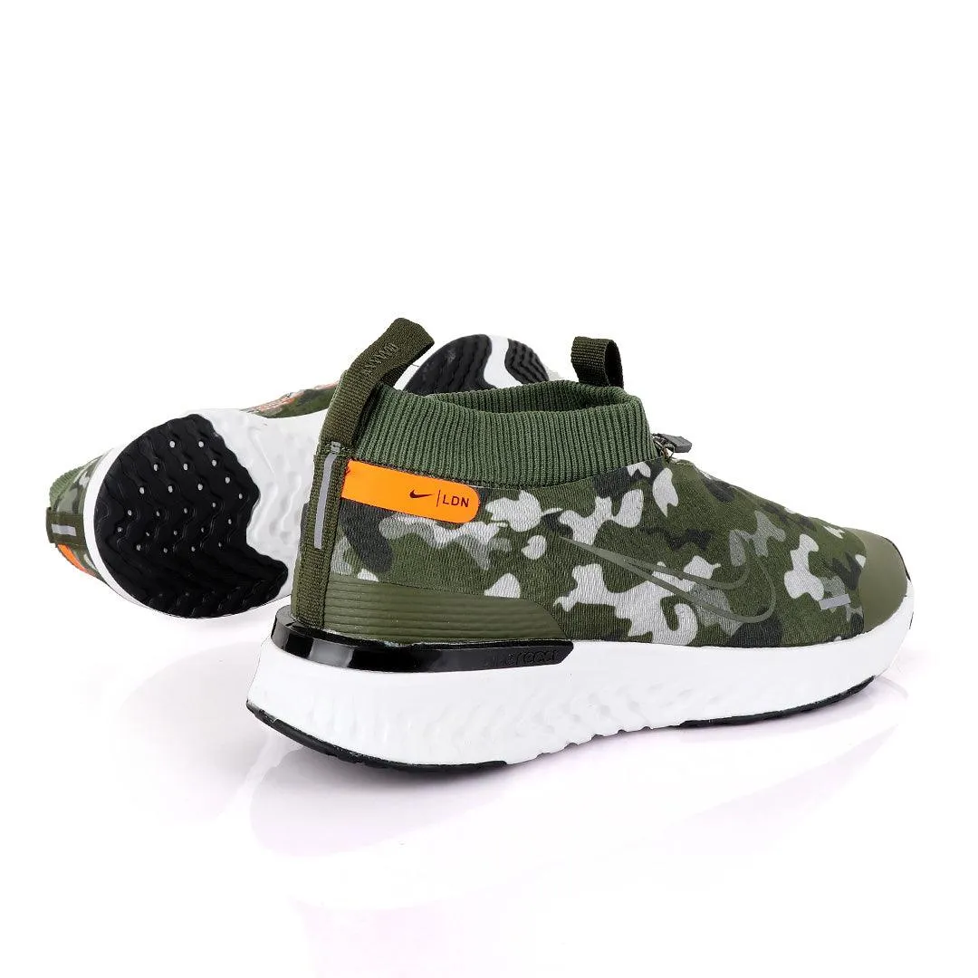 NK React Run Utility Green Running Sneakers