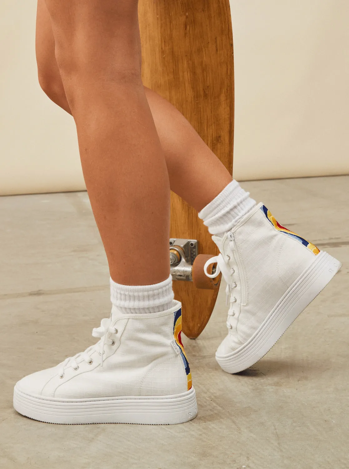 Sheilahh 2.0 Mid-Top Shoes - White