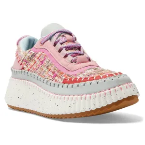 Vivid Sneaker in Pink